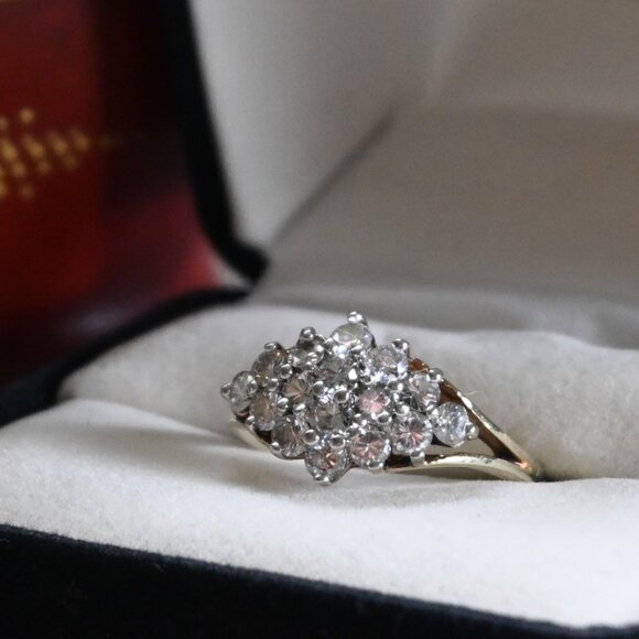 VTG Gold and Cubic Zirconia Cluster Ring Size 8 - Picture 1 of 14